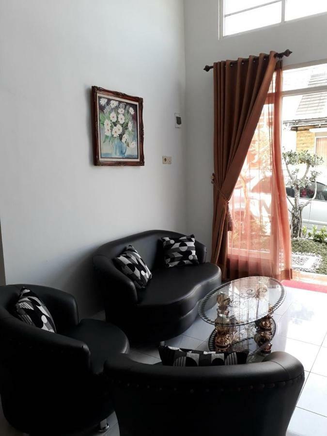 Villa Puncak Garuda A5 Batu (East Java) Exterior foto